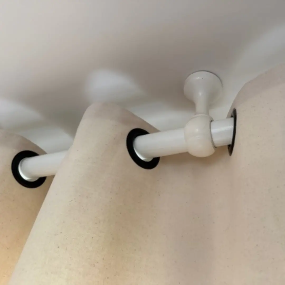 Tenda filtrante tinta unita con occhielli