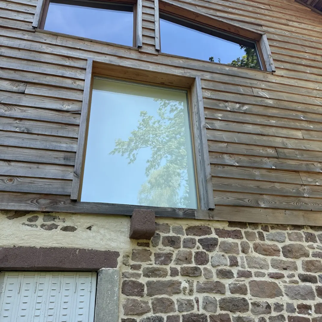 Tende a rullo oscuranti in tela di juta vista esterna